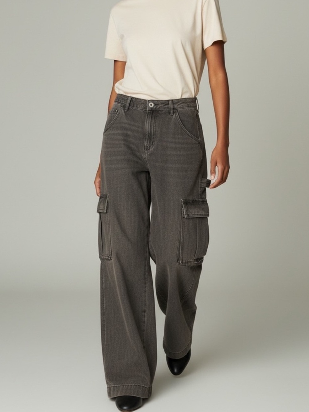 Wild Fable mid rise baggy cargo carpenter wide leg jeans